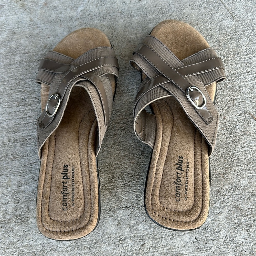 Women’s Comfort Plus Shoes, Size 6 1/2 W